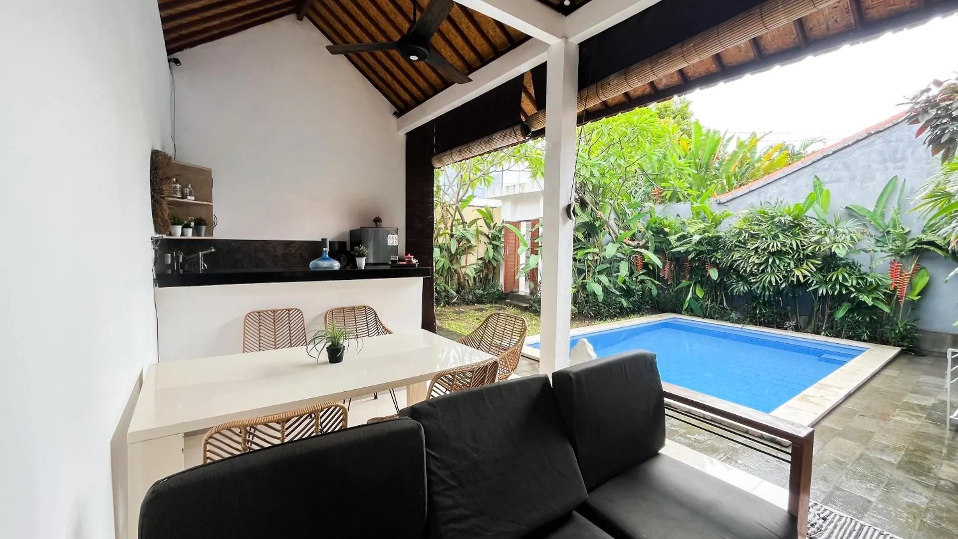 Villa Kita Seminyak Indonesia